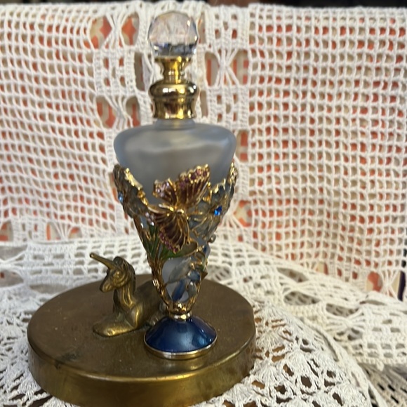 Glass perfume with screw on crystal ball. Refillable - Picture 3 of 3